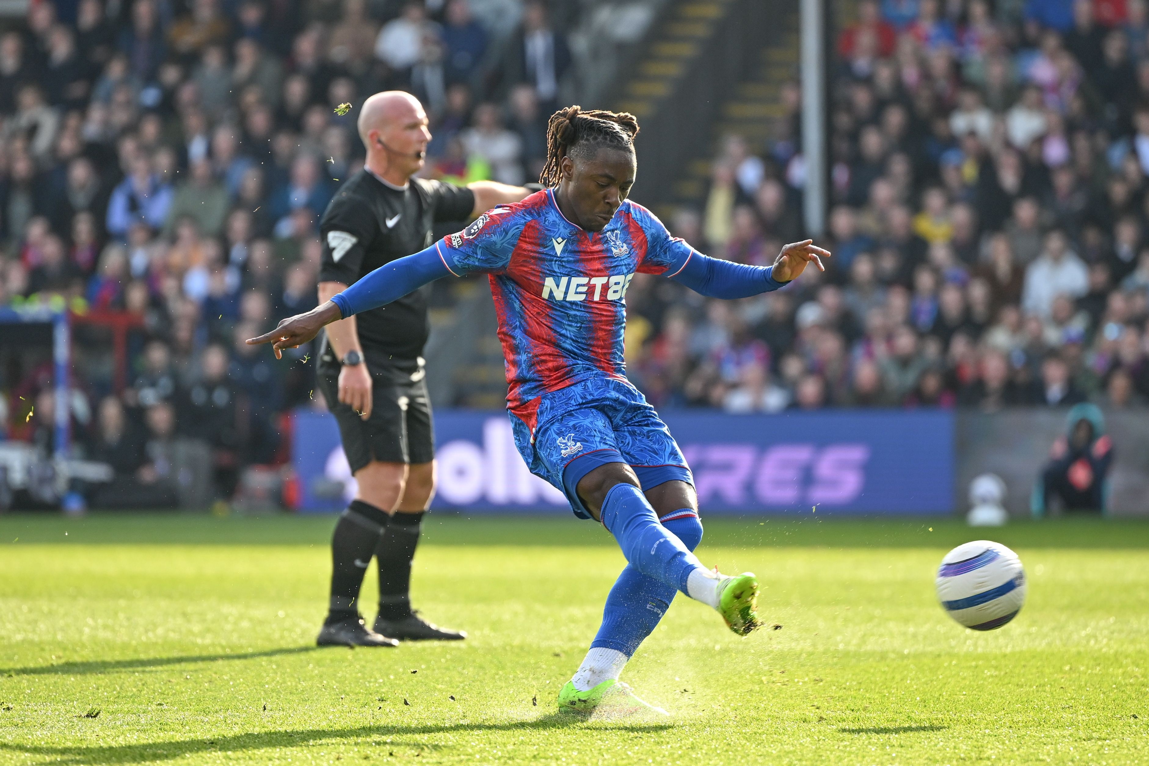 bwin必赢-BBC：热刺加速引进埃泽48小时内有望达协议，总价低于6800万镑